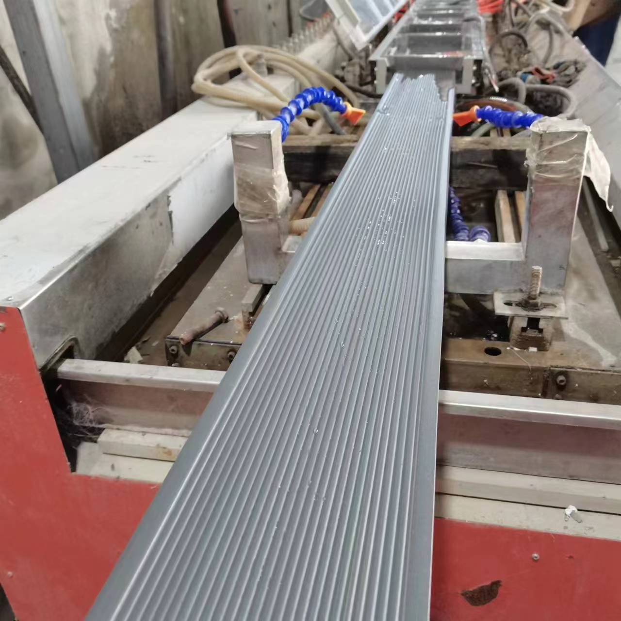 PVC foaming decks mould manufactures