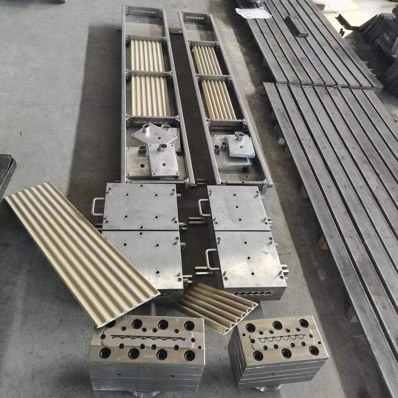 PVC木塑、发泡模具